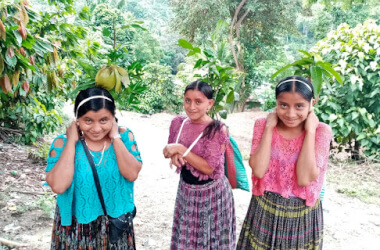 3 Guatemalan girls 3 Guatemalan girls